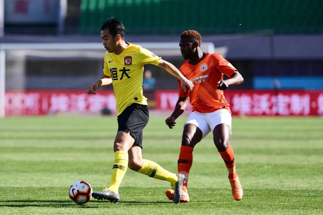 博鱼体育下载-广州恒大客场告捷，积分榜上逐步升高(广州恒大几次联赛冠军)
