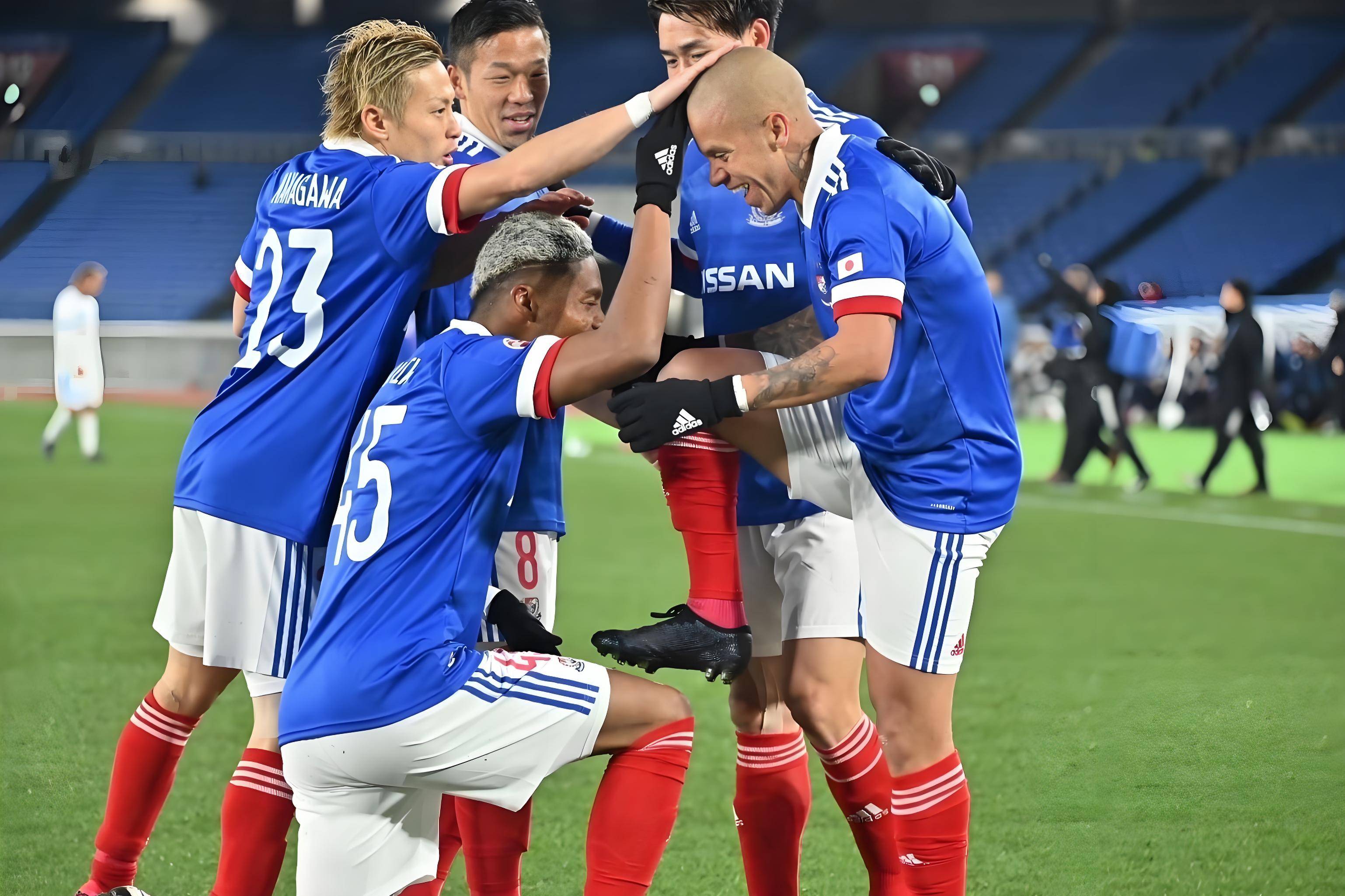 关于横滨水手未雨绸缪，备战全面展开的信息