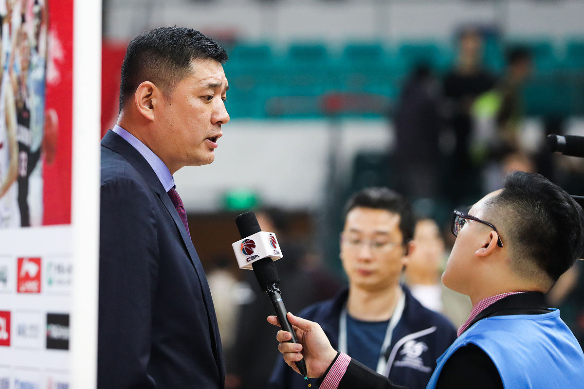 博鱼官网-球队主教练发表战前动员,呼吁队员团结拼搏的句子